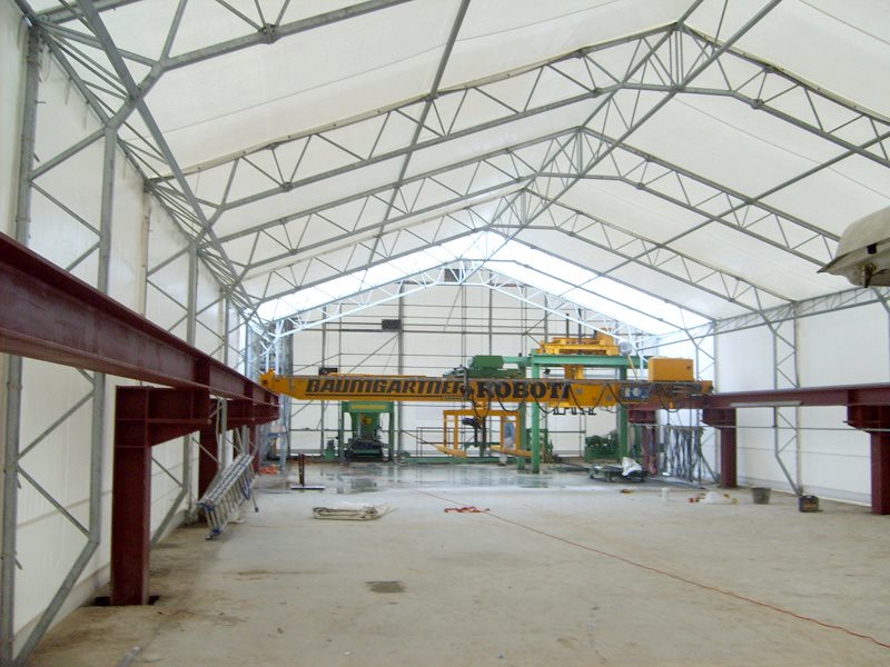 Konstrukcja stalowa, tymczasowe zadaszenie, hala namiotowa