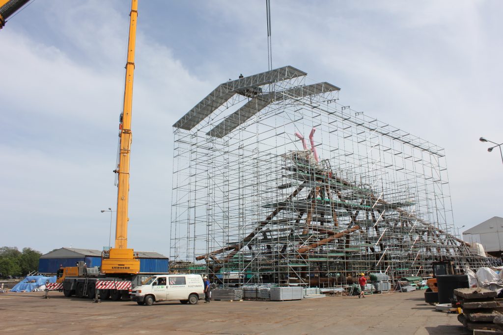 Rusztowanie SKYER - dach modułowy Dach kasetonowy Zadaszenie na rusztowaniu SKYER