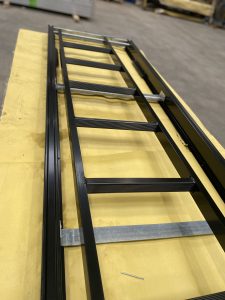 Zabezpieczenie antykorozyjne poprzez malowanie proszkowe.