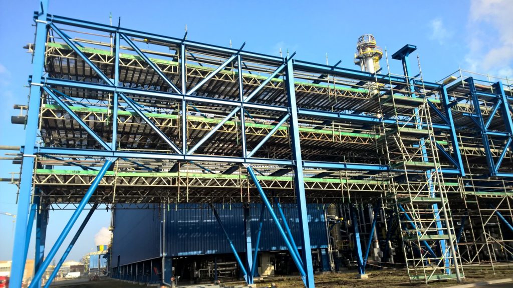 Rusztowanie podwieszane SKYER przemysł / rafinerie / estakady