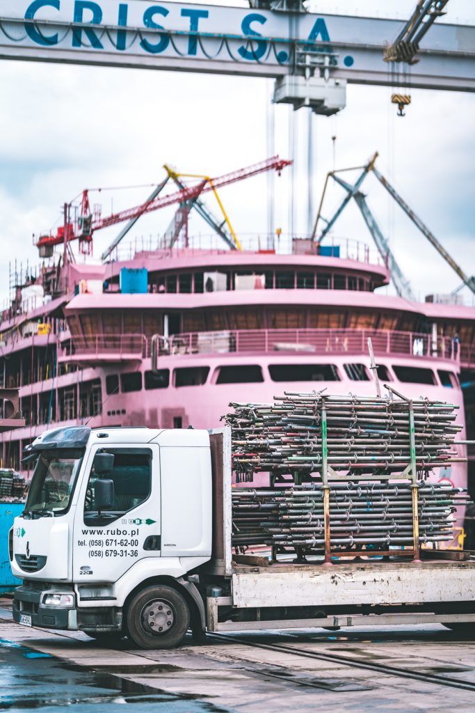 Montaż oraz wynajem rusztowań