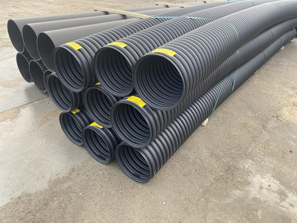 Rura trzonowa karbowana / gładka. Rura wznosząca do kinet.